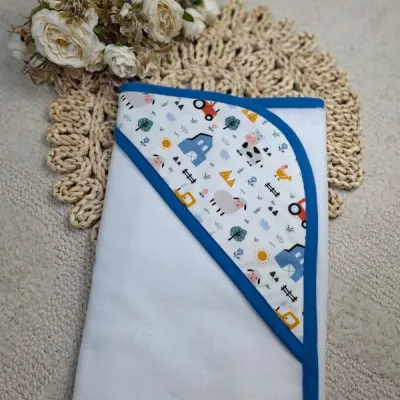 Cape de bain motif ferme